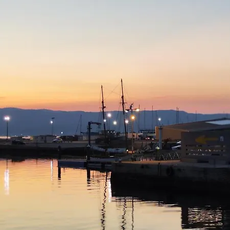 Apartmán El Rincon De Elia, Haz Realidad Tu Sueno De Vivir Con Vistas Al Mar *